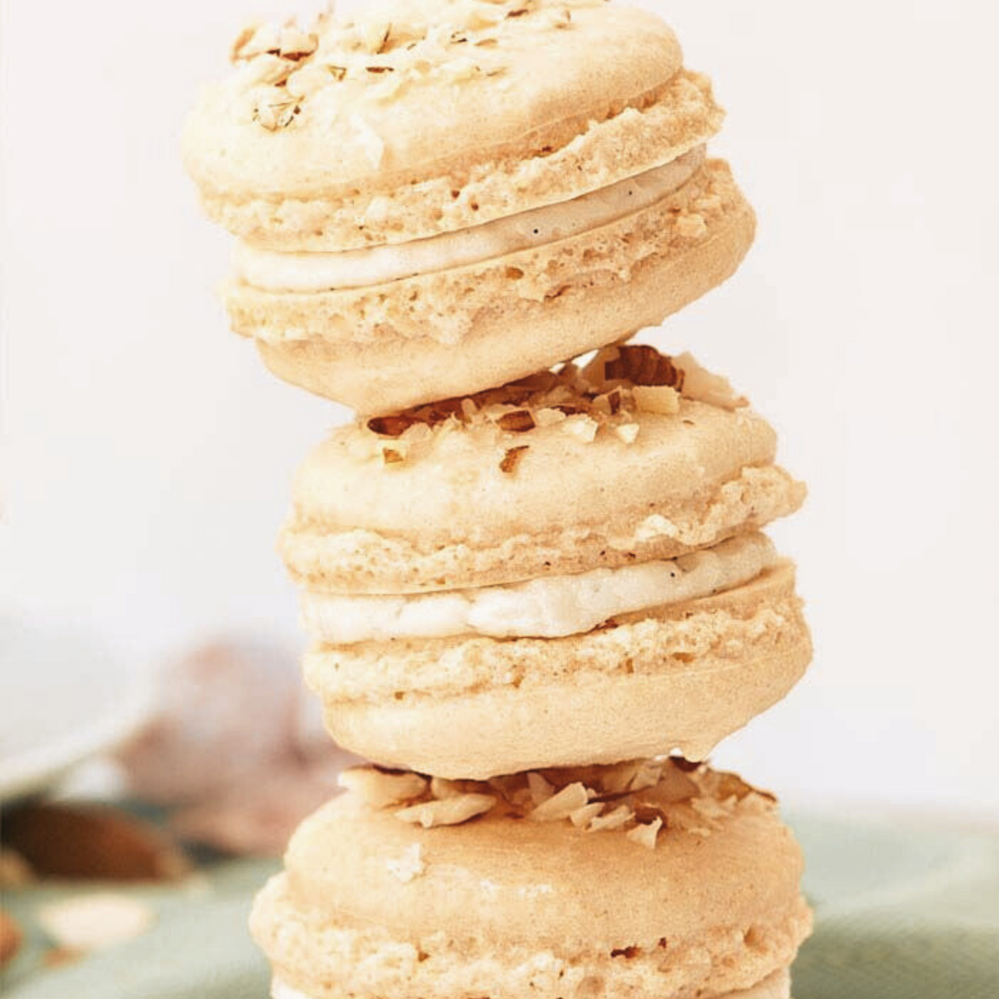 Almond Macaron Candle